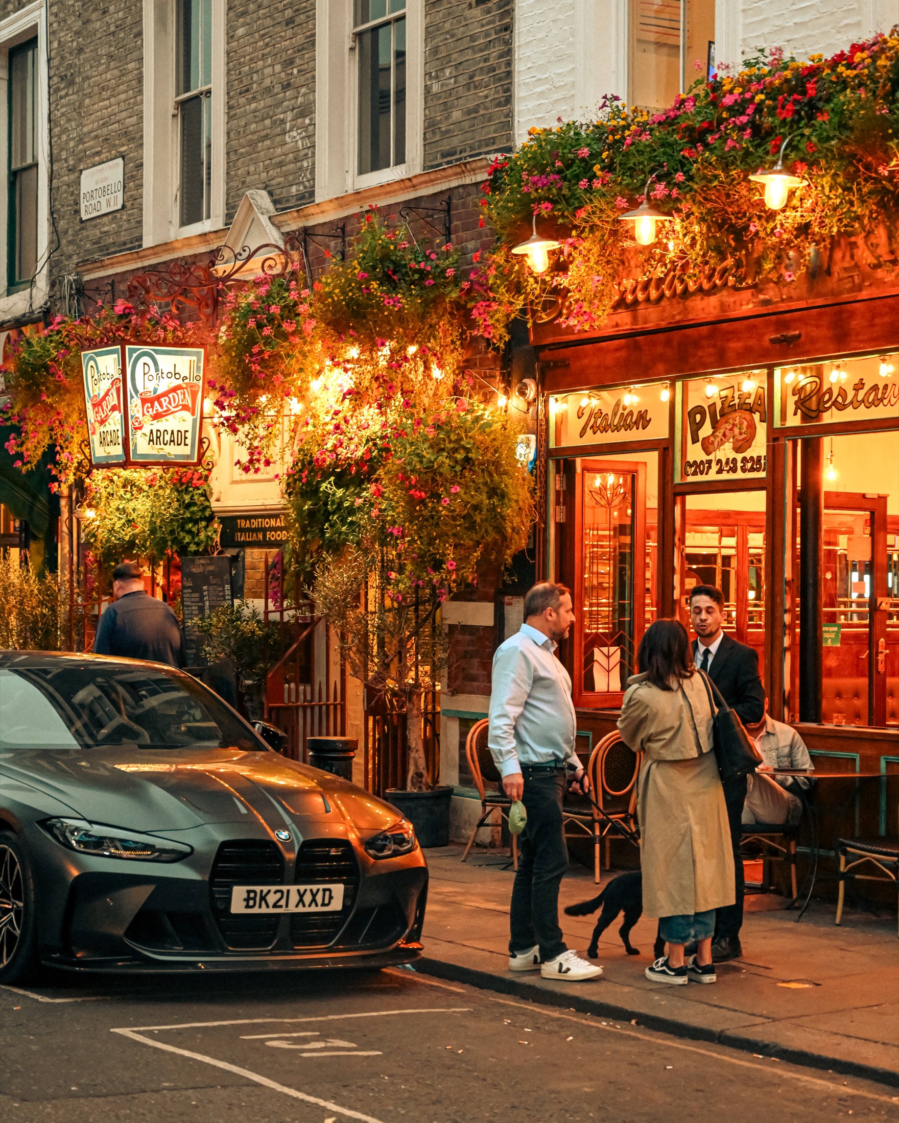 Saporitalia on Portobello Road at dusk